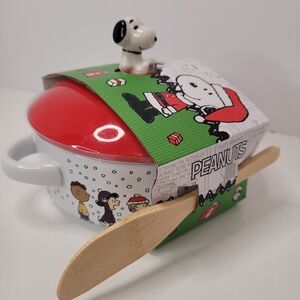SNOOPY BRIE BAKER